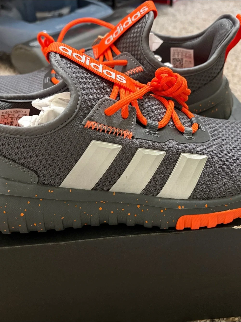 Adidas Kaptir Youth 6.5 Women’s 7/7.5 Grey with Orange Brand New
